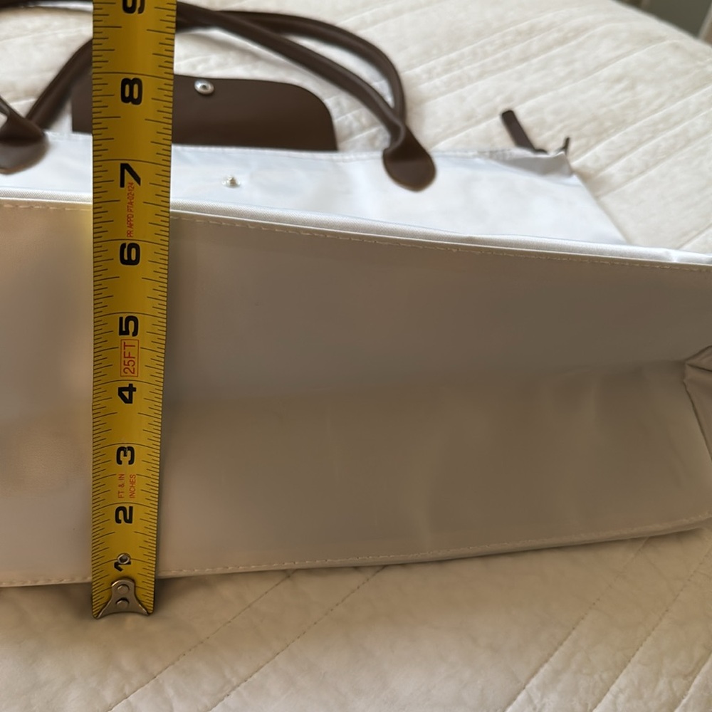 Designer inspired white large tote. - Picture 6 of 8